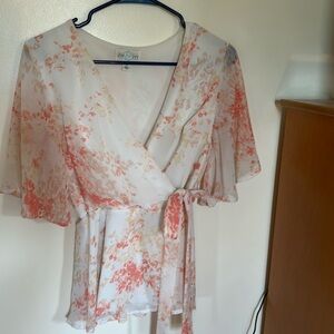 Jun and Ivy v neck blouse with bow